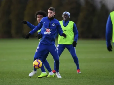 Cuối cùng Sarri đã có chiêu bài để giải phóng Jorginho