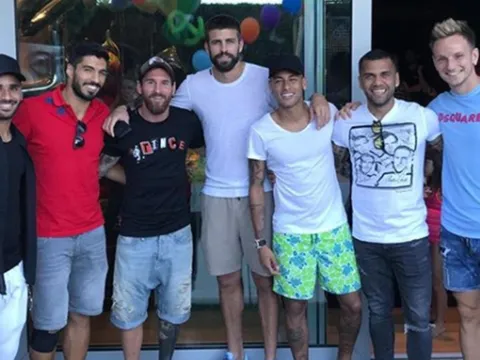 Cuối cùng thì cầu thủ Barca cũng công khai nổi loạn