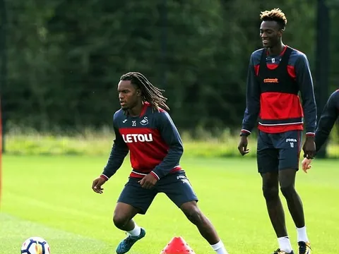 Renato Sanches tập cực hăng chờ ngày ra mắt Ngoại hạng Anh