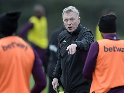 David Moyes đầy tận tuỵ trong ngày tập đầu tiên tại West Ham