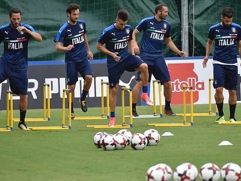 Italia tích cực rèn quân chuẩn bị cho đại chiến Tây Ban Nha