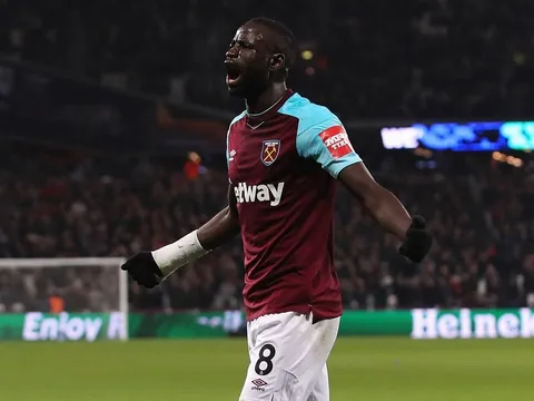 Cầm chân Leicester, West Ham có điểm đầu tiên dưới thời David Moyes