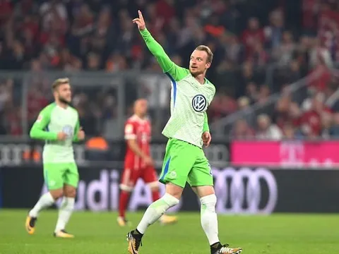 Bayern Munich 2-2 Wolfsburg: Cầm vàng để vàng rơi