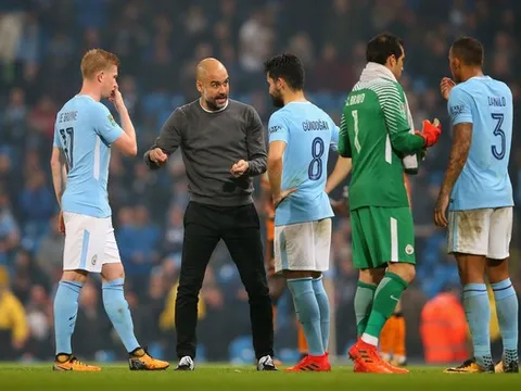 Pep ra chỉ thị 'lạ', Man City nhọc nhằn vượt ải Wolves trên chấm 11m