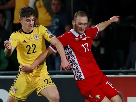 Đã có Woodburn, Liverpool cần gì Coutinho hay Lemar