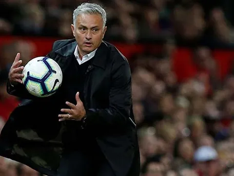 Bỏ qua Zidane, Man Utd nhắm 'khắc tinh' của Guardiola thay thế Mourinho