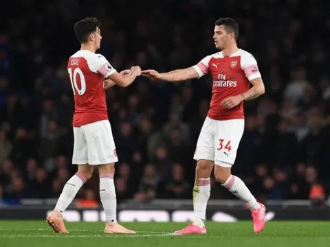 Đại thắng, CĐV Arsenal vẫn đòi CLB bán gấp một trụ cột đá chính