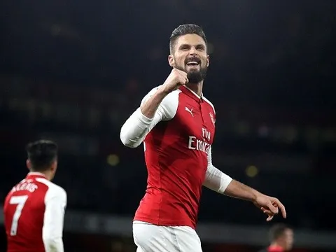 Đại thắng Huddersfield, Wenger gửi lời tuyên chiến đến Mourinho