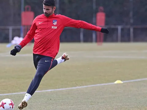 Dàn sao Atletico vẫn tập cật lực dù đá giao hữu