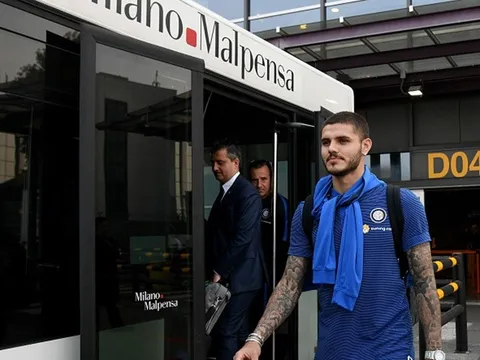 Dàn sao Inter ra sân bay, chuẩn bị đánh chiếm thành Naples