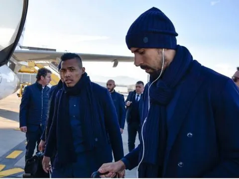 Dàn sao Juventus lạnh lùng lên đường sang Athens