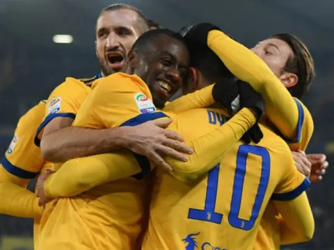 Dàn sao Juventus mừng rỡ khi Dybala đã trở lại