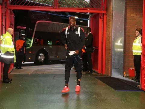Dàn sao Man Utd sẵn sàng, SVĐ Old Trafford lại vang lên bản nhạc Champions League