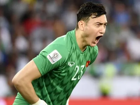 Cựu phiên dịch của thầy Park nói ra sự thật đằng sau lời trách móc Văn Lâm