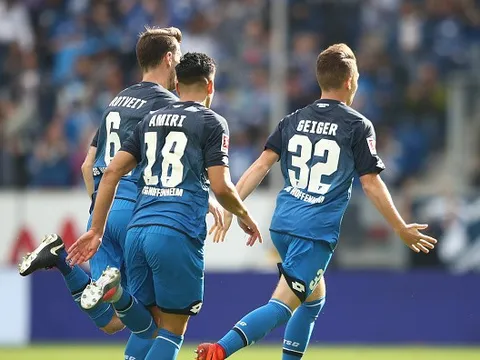 Đánh bại 'Hoàng đế xanh', Hoffenheim vươn lên ngôi đầu Bundesliga