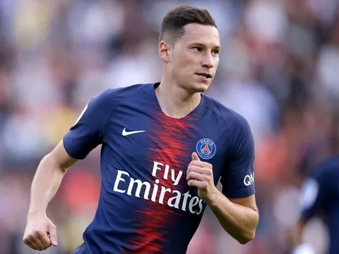 Đấu Man United, sao PSG thừa nhận: "Tôi chẳng biết mình sẽ chơi ở đâu"