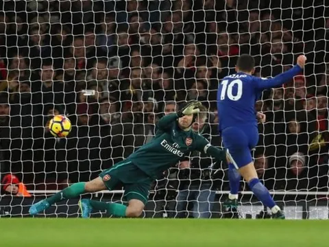 Đấu Newcastle, fan Arsenal "khẩn thiết" yêu cầu Emery thay đổi vị trí này