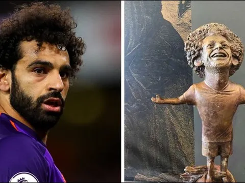 Đây, cách Mohamed Salah phản ứng với bức tượng thảm họa của mình