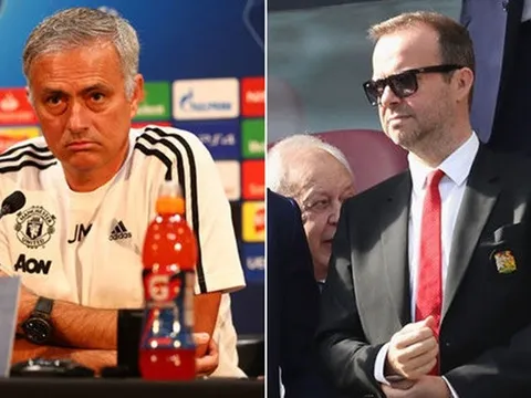 Đây, phản ứng của Mourinho trước tin đồn bị sa thải