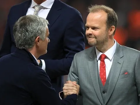 Đây, sự thật về cuộc họp "bất thường" giữa Mourinho và Ed Woodward