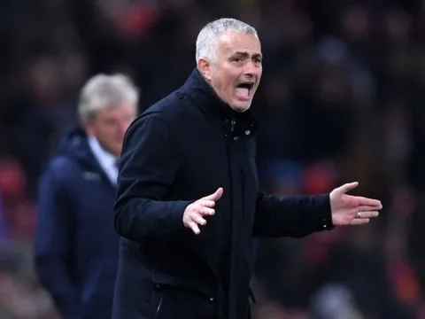 Đây! Thái độ của Mourinho trước, trong và sau khi bị Man Utd sa thải