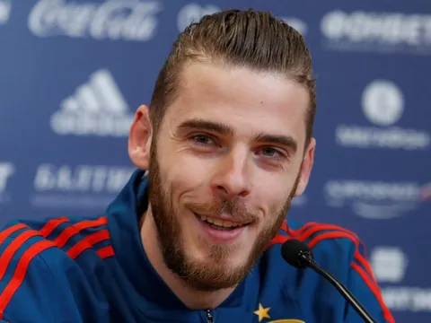 De Gea VÔ TÌNH tiết lộ bến đỗ tương lai?