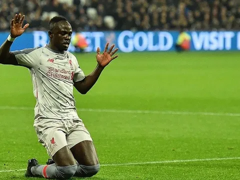 Đêm qua, chỉ có một cầu thủ này của Liverpool nỗ lực tận cùng