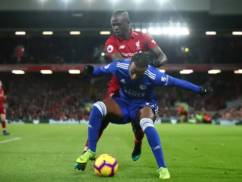 Đêm qua, Leicester đá chẳng khác gì Man City