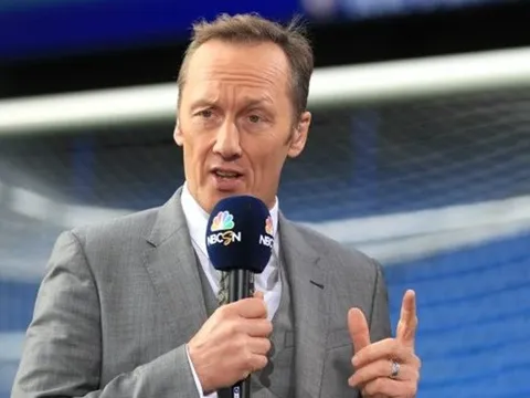 Đến huyền thoại cũng lo lắng về cuộc đua thứ hạng của Arsenal