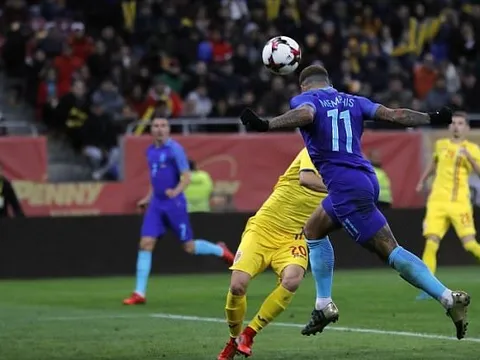 Depay lại ghi bàn, Hà Lan hủy diệt Romania trong trận đấu chia tay Dick Advocaat