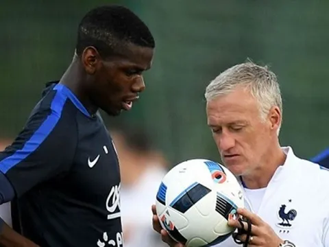 Deschamps chính thức lên tiếng về tương lai Pogba