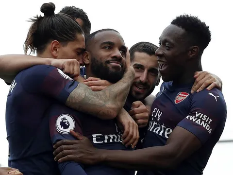 Deschamps nói gì khi thẳng tay loại người hùng Arsenal khỏi tuyển Pháp?