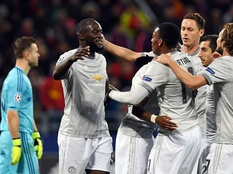 MU binh hùng tướng mạnh: Chức vô địch ắt về ta