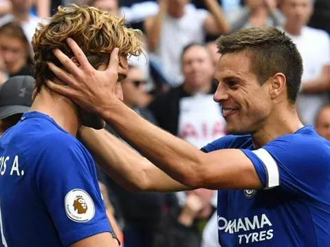 ĐHTB vòng 3 Premier League 2018/2019: Siêu hậu vệ lên ngôi