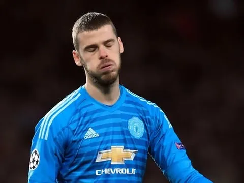 Sốc! De Gea, Lindelof phản ứng khó tin với phóng viên sau thất bại PSG