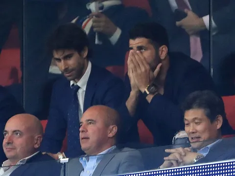 Diego Costa 'vò đầu, bứt tóc' khi Atletico bị Chelsea đả bại