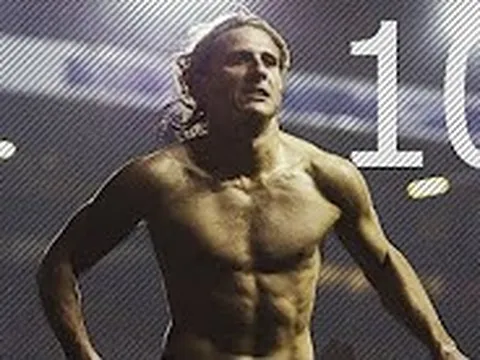 Diego Forlán, chàng tiền đạo lận đận một thời của Man Utd