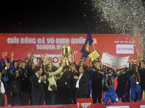 Điểm tin bóng đá Việt Nam sáng 26/11: Quảng Nam trở thành tân vương V-League