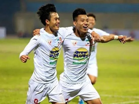 Điểm tin bóng đá Việt Nam tối 01/11: Công Vinh muốn tậu Văn Thanh, Văn Toàn?