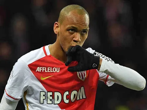 Điểm tin chiều 13/10: M.U được chào mời mua Fabinho; Arsenal đi săn trung vệ
