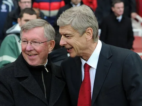 Điểm tin tối 01/10: M.U sắp có Mesut Ozil 2.0; Wenger vượt mặt Sir Alex