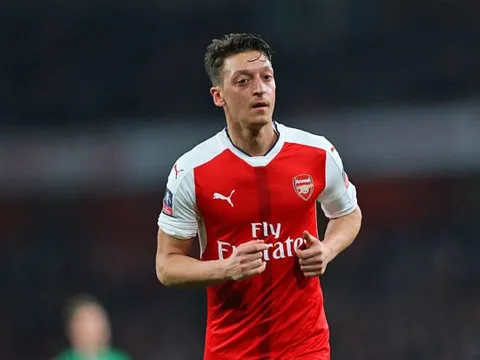 Điểm tin tối 03/10: M.U gây sốc với Ozil; Morata nghỉ dài hạn