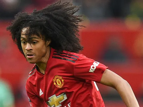 Điểm tin tối 06/01: 'Gullit đệ nhị' ra mắt Man Utd, Arsenal tham lam