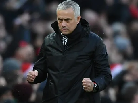 Điểm tin tối 10/12: Mourinho trả lời Real Madrid!