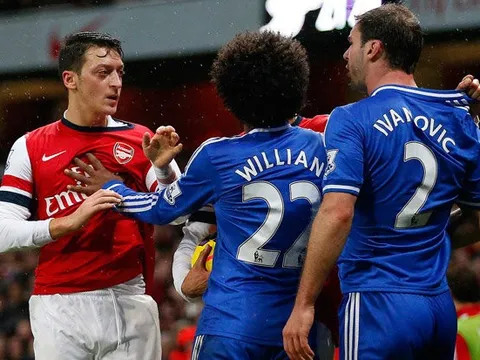 Điểm tin tối 15/12: Man Utd bỏ Ozil, mua Willian