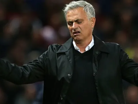 Điểm tin tối 28/08: Messi lên tiếng vụ Pogba; M.U có nên 'trảm' Mourinho?