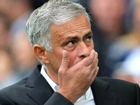 Điểm tin tối 15/10: Xong vụ Mourinho; Cái tên đầu tiên rời M.U Đông này