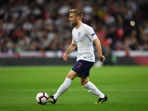 Trước khi rời sân, Luke Shaw đã khiến đồng đội phải hổ thẹn vì điều này
