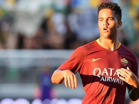 Đây, lý do Justin Kluivert chọn AS Roma thay vì đến M.U