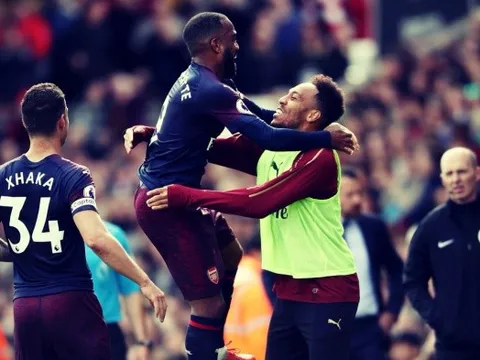 Fan Arsenal 'dậy sóng' với pha ăn mừng của Lacazette trước Fulham